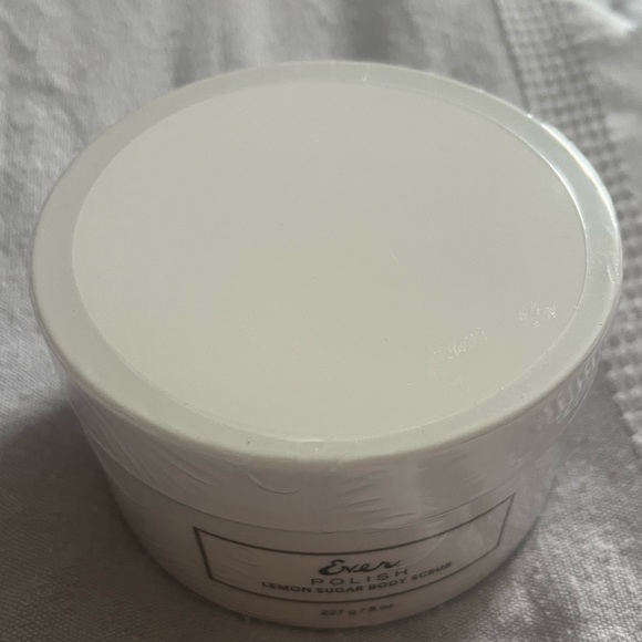 Body Scrub - Picture 2 of 7